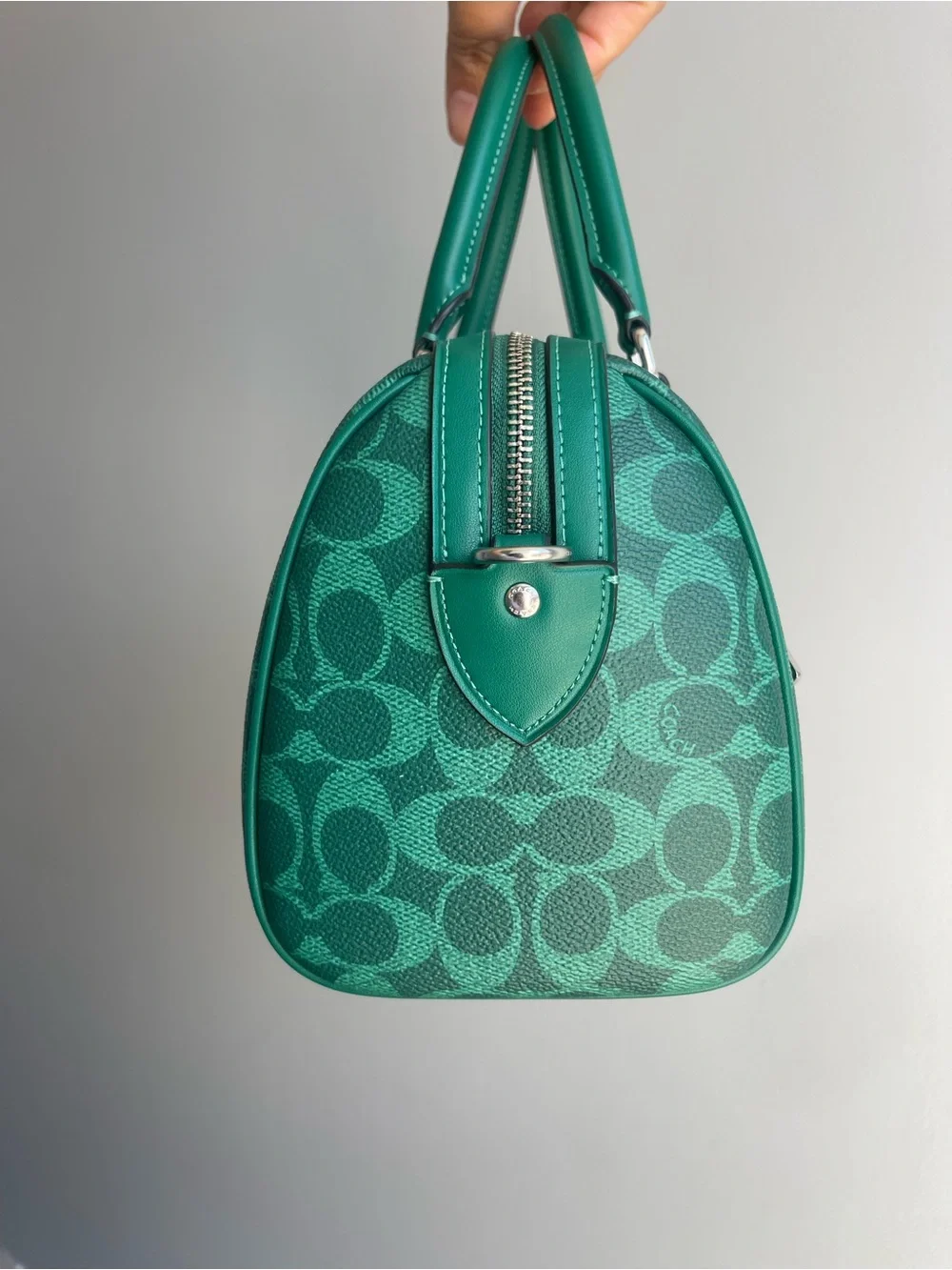 Coach Outlet Signature Canvas Rowan in Bright Jade